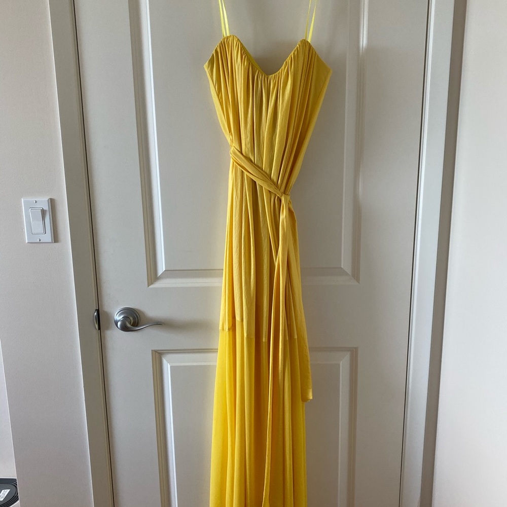BCBG beautiful Yellow evening gown/Dress